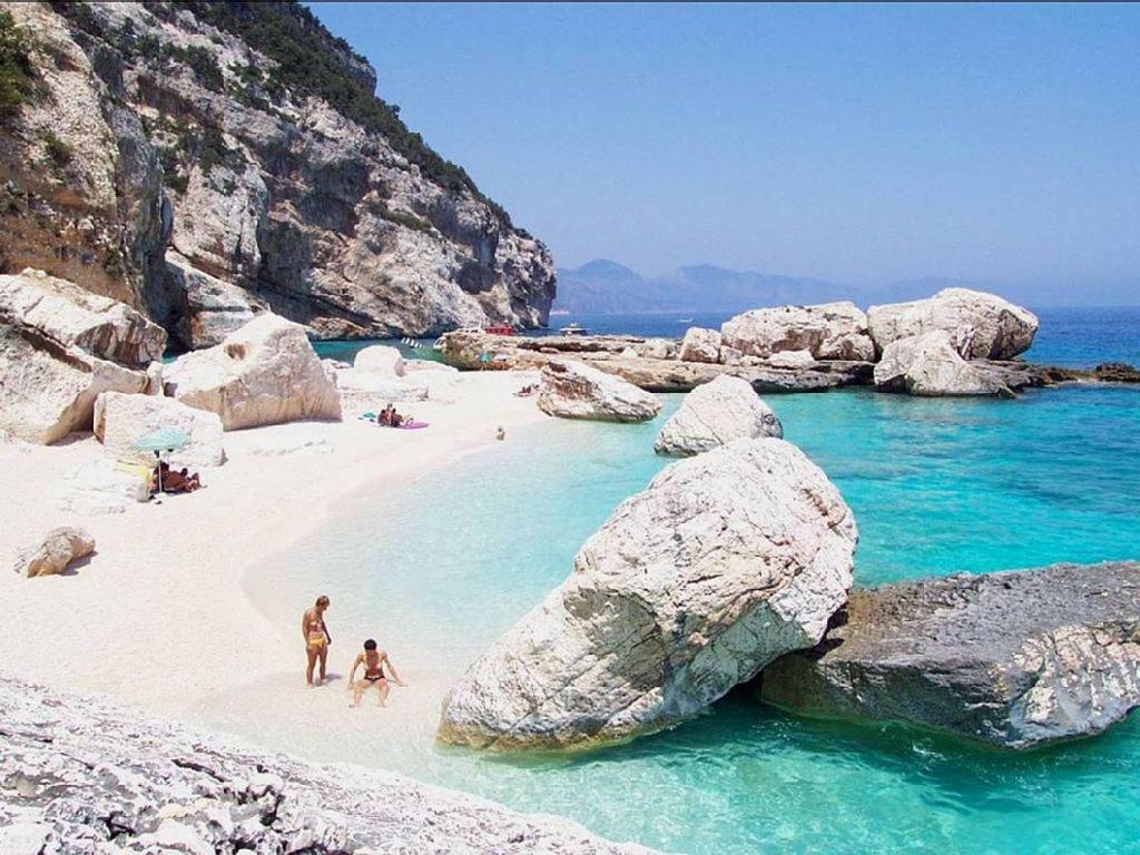 Casa In Riva Al Mare Apartment Cala Gonone Luaran gambar